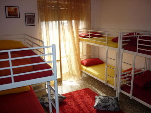 Thousand Sunny Albergue *